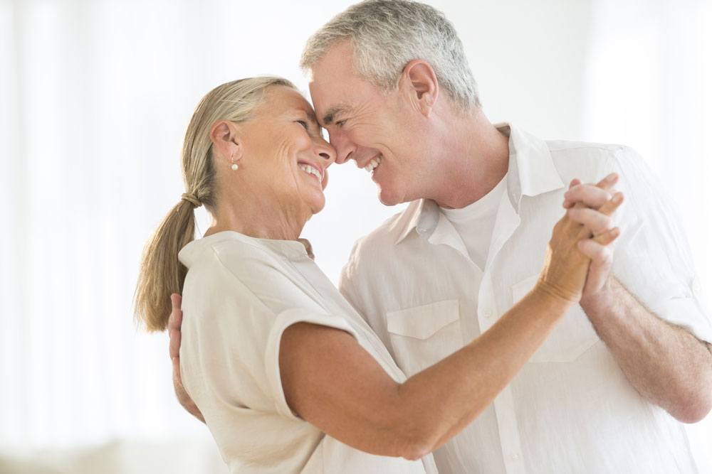 Older-Couple-dancing-img